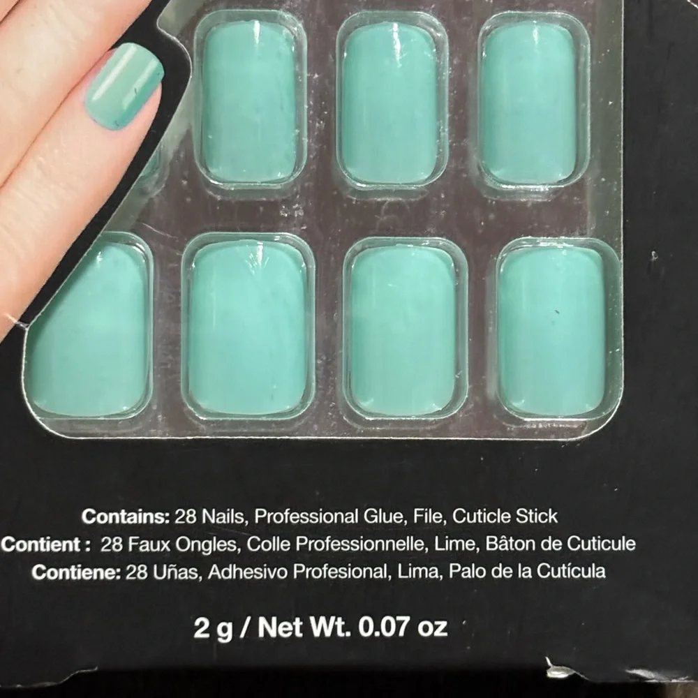 Ardell Nail Addict Mint False Nails
